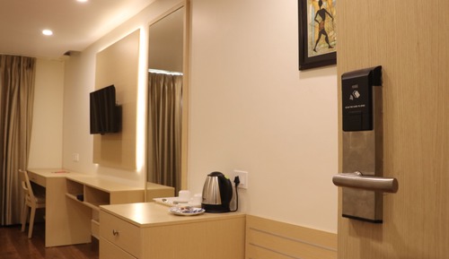 Deluxe Room, 1 Double Bed, City View