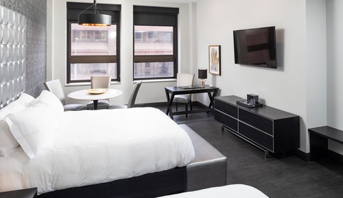 Superior Suite, 2 Queen Beds, City View (Shimmery Silver Junior Suite)