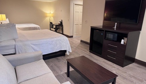 Suite, Multiple Beds, Non Smoking