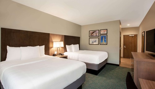 Room, 2 Queen Beds, Accessible, Non Smoking (Mobility/Hearing Impaired Room)