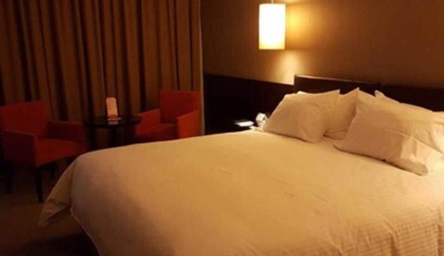Premium Room, 1 King Bed