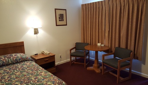 Standard Room, 1 Queen Bed