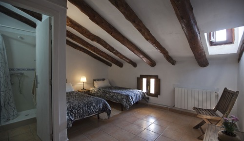 Traditional House, Multiple Bedrooms