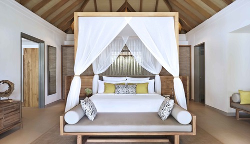 Beach Villa with Plunge Pool : 30% off Seaplane Transfers, 11 Jan to 19 Dec 2025 Stay