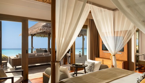 The Vakkaru Over Water Residence