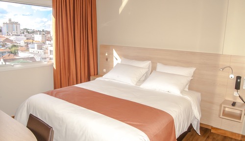 Double Room, 1 Queen Bed
