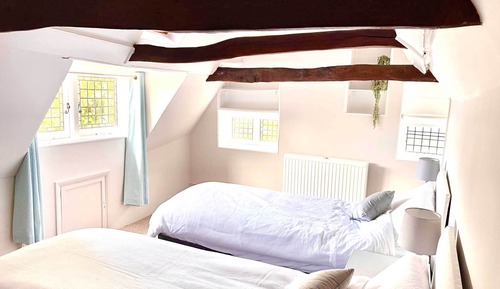 House, 4 Bedrooms