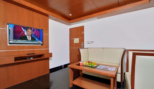 Superior Suite, 1 King Bed, Smoking