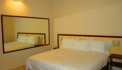 Suite (Master)