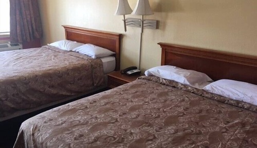 Deluxe Room, 2 Queen Beds, Non Smoking