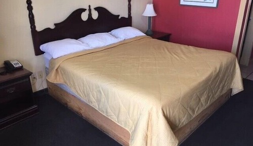 Deluxe Room, 1 King Bed, Non Smoking