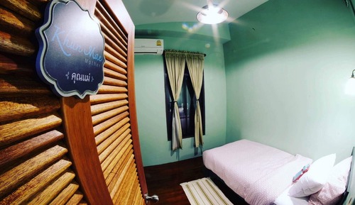 KHUN MAE Private Room