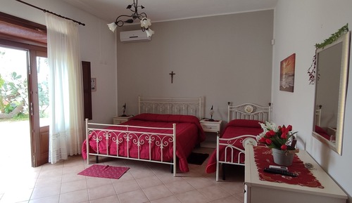 Basic Triple Room