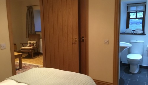 Twin Room (Twin Beds)