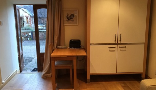 Double Room (King Bed)