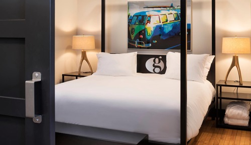 Suite, 1 King Bed with Sofa bed, Non Smoking