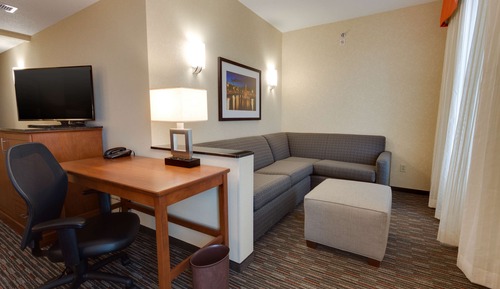 Deluxe Room, 1 King Bed, Refrigerator & Microwave (Oversized, Upper Floor)