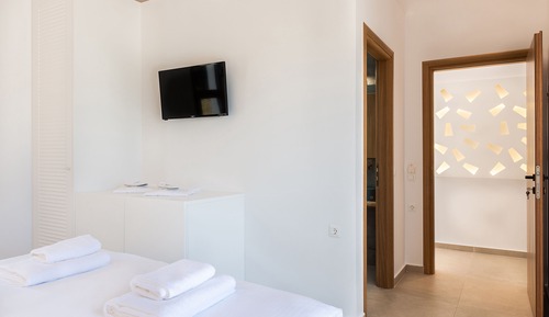 Luxury Villa, 4 Bedrooms, Private Pool, Partial Sea View