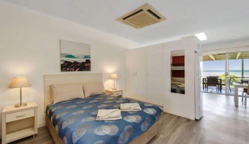 Superior Studio Beachfront - Sleeps 4