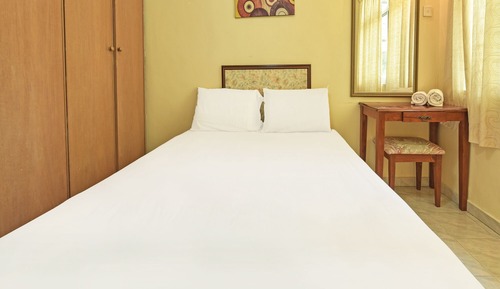 Room, 2 Bedrooms
