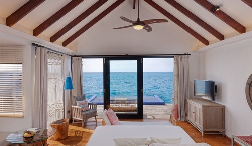 Reef Pool Water Villa