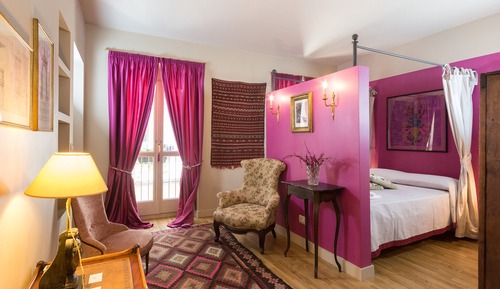 Apartment, Kitchenette (Magenta)