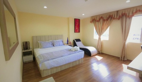Premier Suite