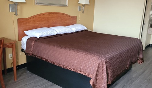 Room, 1 King Bed, Non Smoking