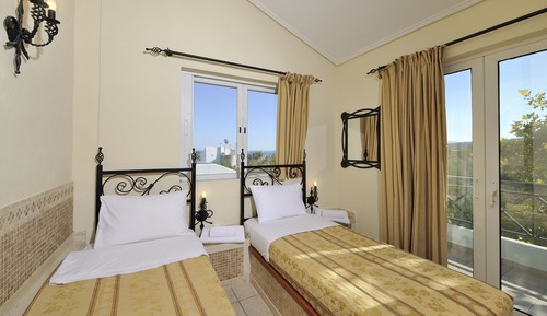Duplex, Sea View
