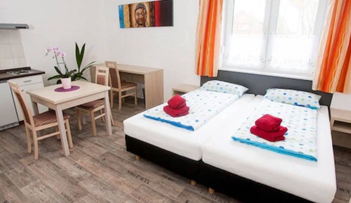Double Room, Kitchenette