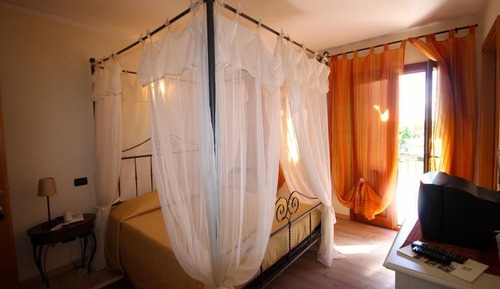 Double Room Single Use