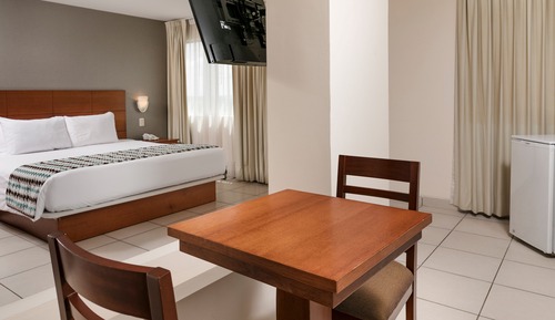 Suite, 1 King Bed, Non Smoking