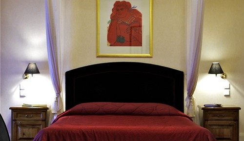 Suite, Fireplace, Mountain View