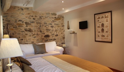 Senior Double Room, Courtyard Area