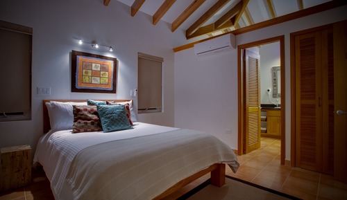 2 Bedroom Beach Villa with Pool