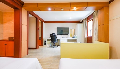 Deluxe Twin Room