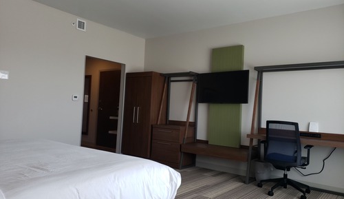 Standard Room, 1 King Bed, Mobility Accessible (Roll-In Shower)
