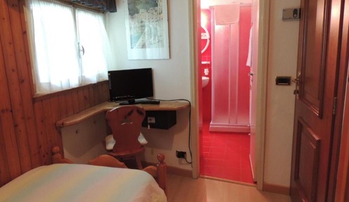 Basic Single Room