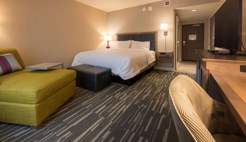Studio, 1 King Bed, Accessible, Non Smoking (w/ bathtub)