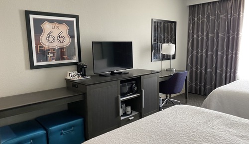 Room, 1 King Bed, Accessible (Hearing)