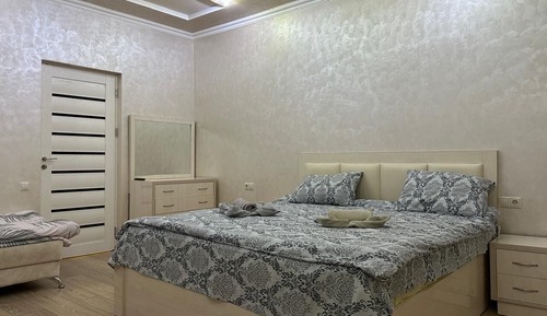 Luxury Triple Room, Lanai, City View