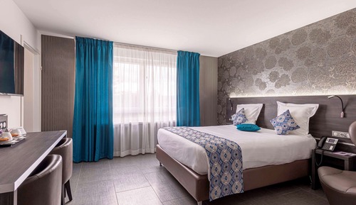 Family Room, Multiple Beds