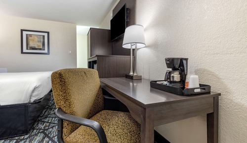 Standard Room, 1 King Bed, Non Smoking
