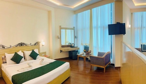 Hibis Family Club Suite