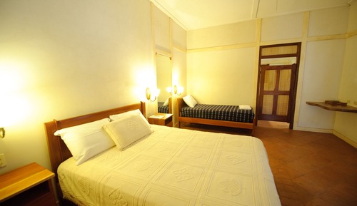 Premier Triple Room, 1 Queen Bed, Garden Area