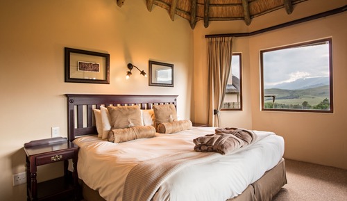 Standard Suite, 1 Bedroom, Mountain View (Garden double)