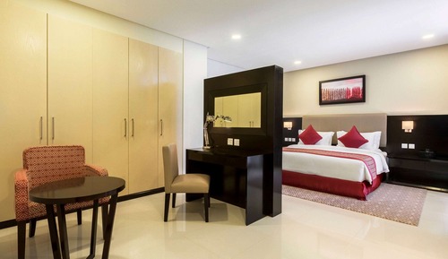Premium Apartment, 2 Bedrooms, Smoking (2 King Beds and 1 Twin Bed)