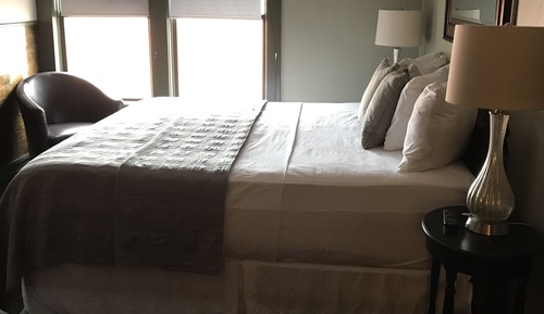 Deluxe Room, 1 King Bed