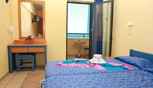 Studio, Sea View