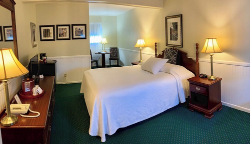 Standard Single Room, 1 Queen Bed